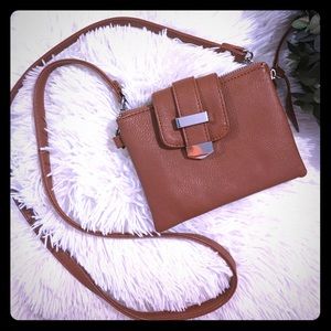 Adorable crossbody
