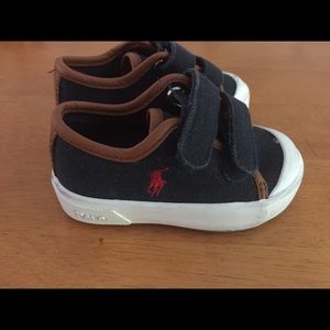 Like new size 4 Polo shoes.