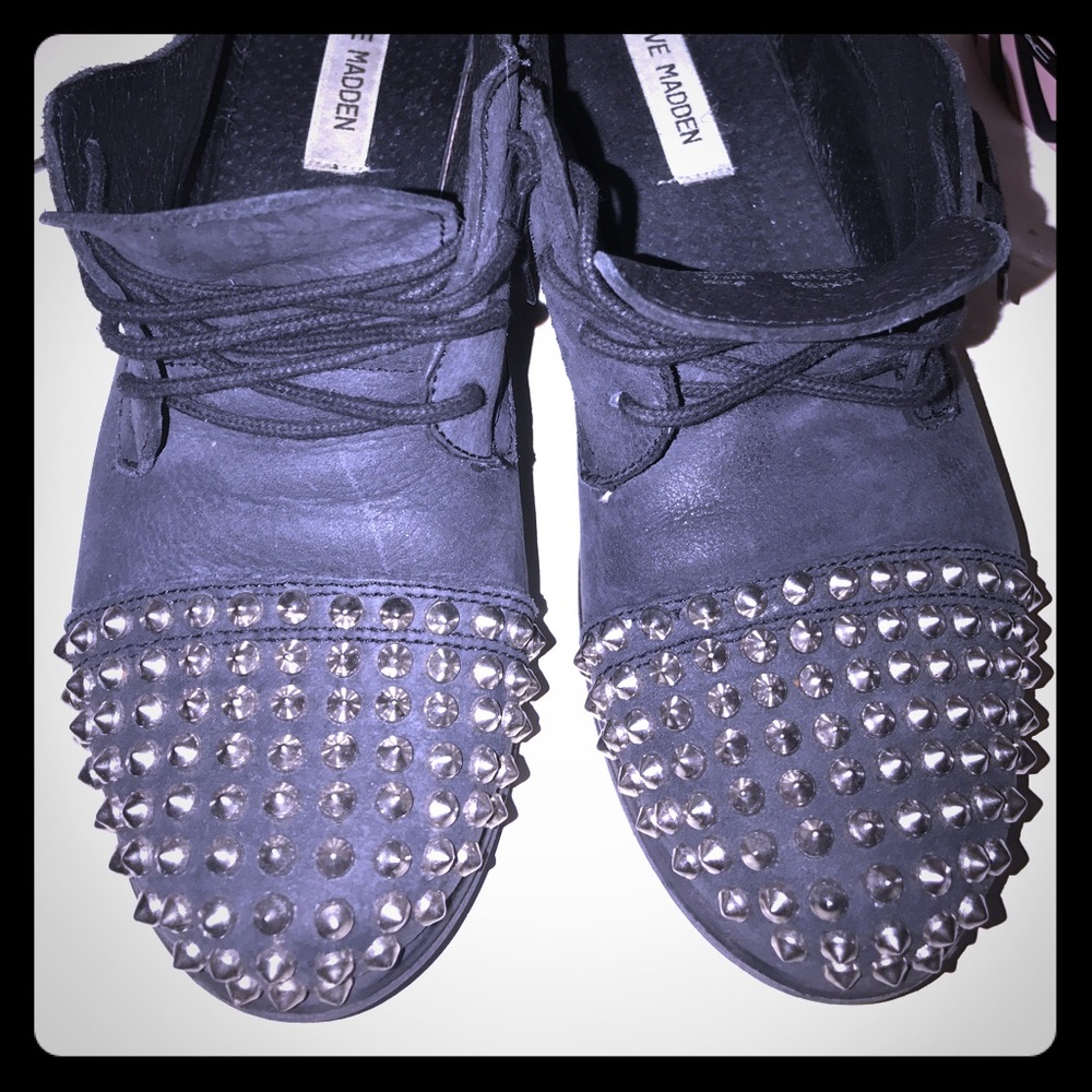 Steve Madden studded leather oxfords