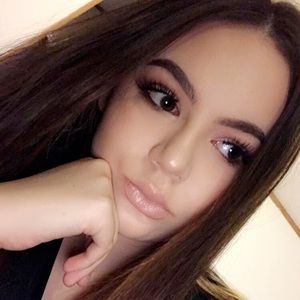 Meet your Posher, Destiny