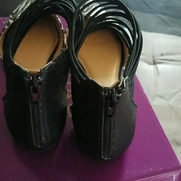 Shoes - Picture 3 of 3