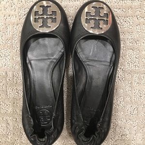 Tory Burch black leather flats