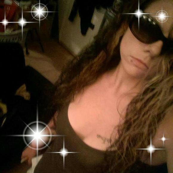 Meet your Posher, Corrina - Picture 1 of 1