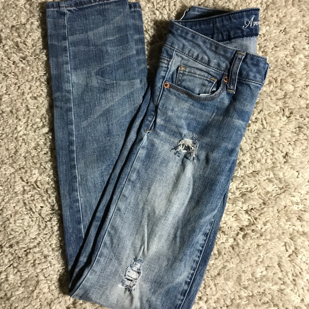 AEO distressed skinny jeans, size 0