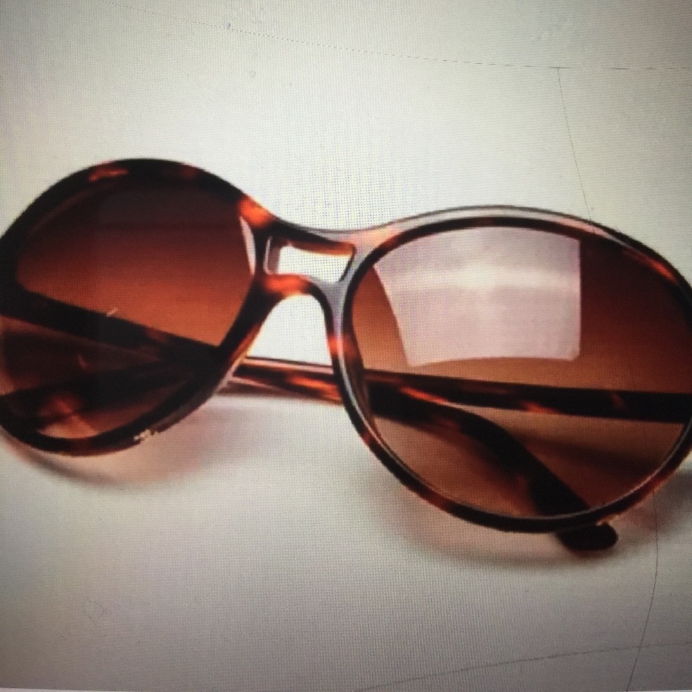 Chanel Sunglasses‼️Sale‼️ - Picture 4 of 4