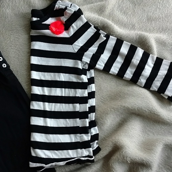 ❣️Girls size 5 Adorable Tee Bundle❣️ - Picture 2 of 5