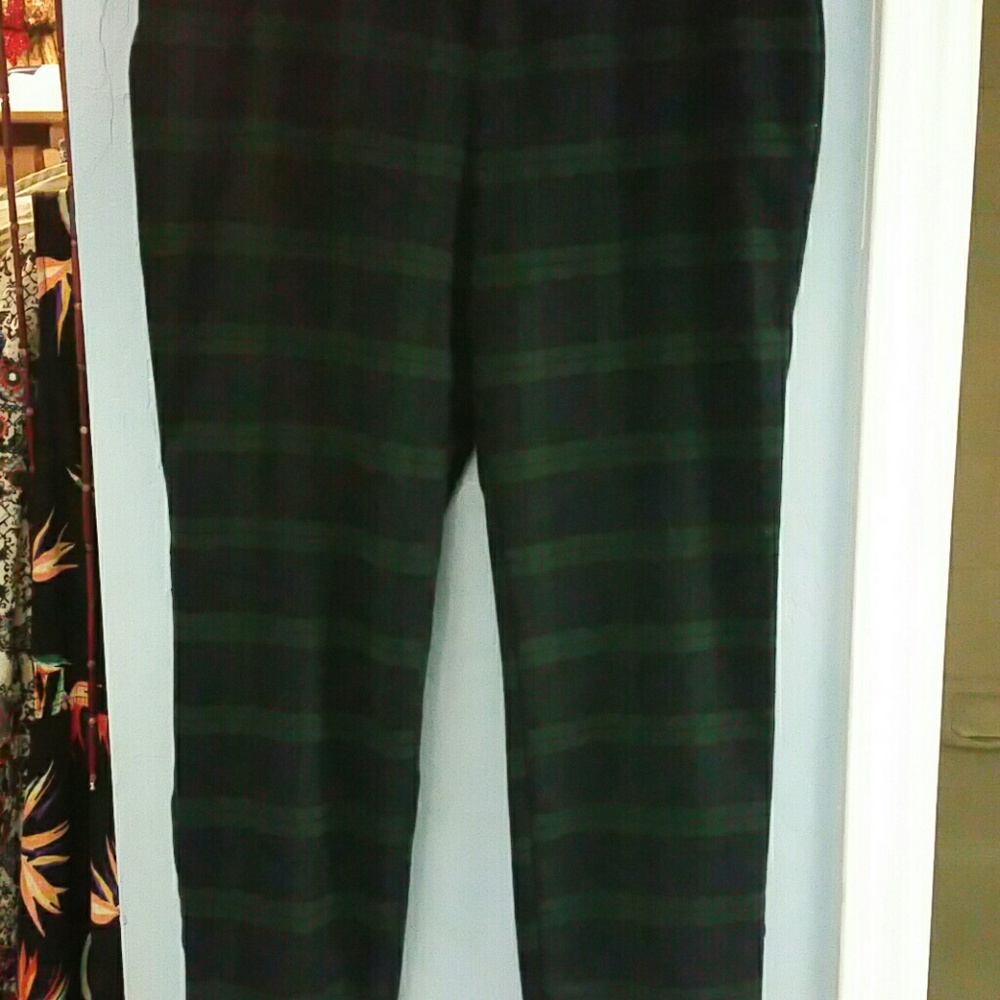 Harper cropped plaid dress pants fits size 10