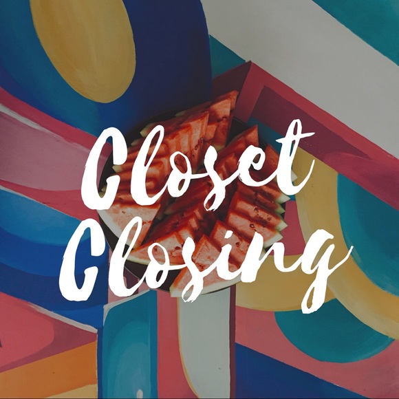 CLOSET CLOSING FOR A GOOD CAUSE - Picture 1 of 2
