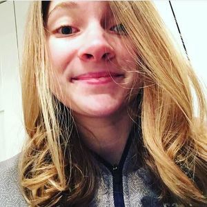 Meet your Posher, Cassandra