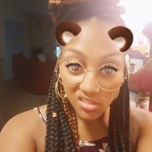 Meet your Posher, Shakeya