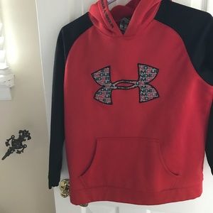 Boys Under Armour hoodie sweatshirt