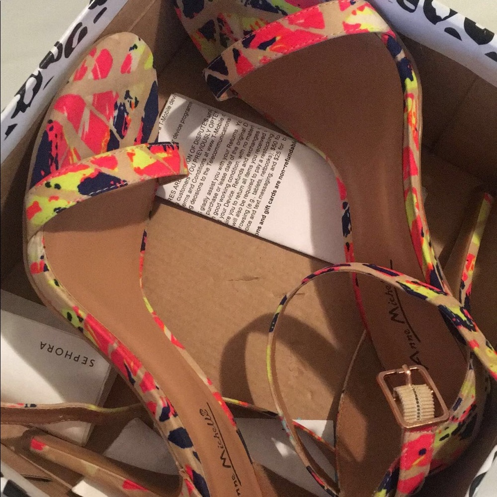 Anne Michelle Rainbow Heels