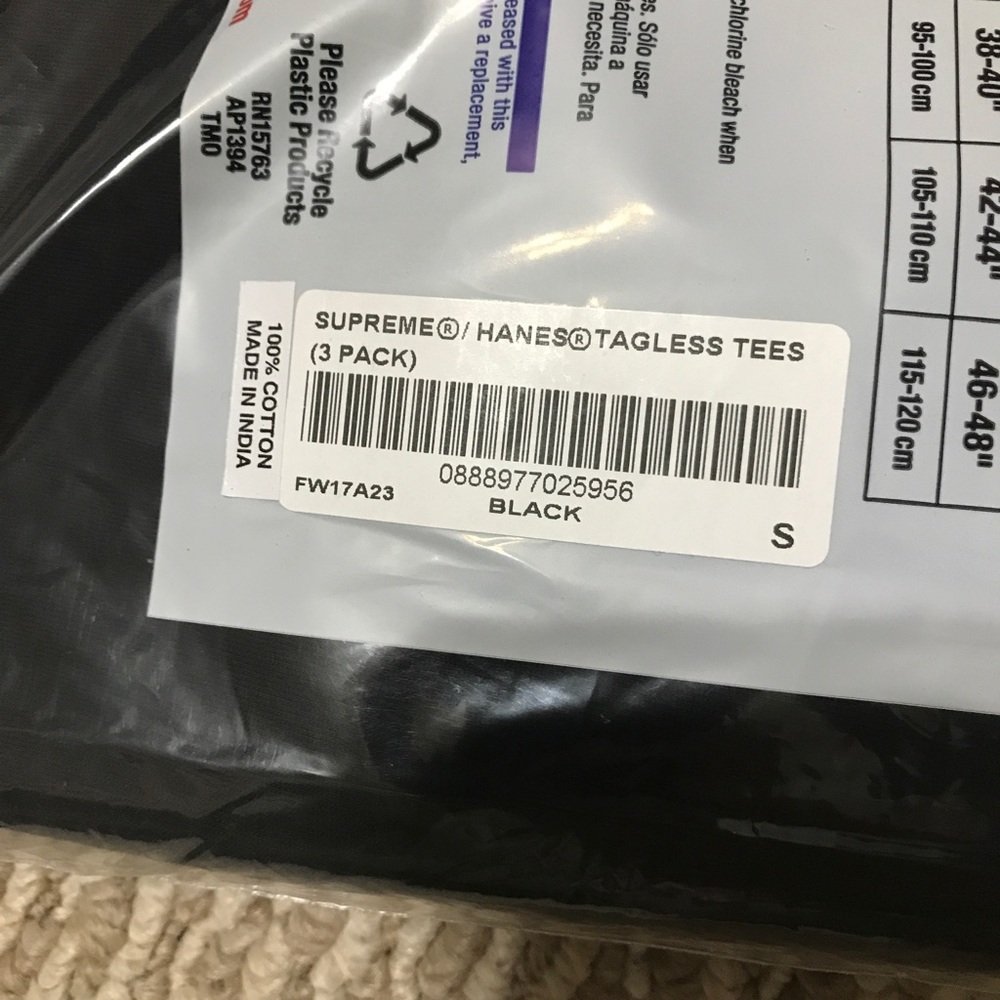 Supreme Black Tee 3-pack