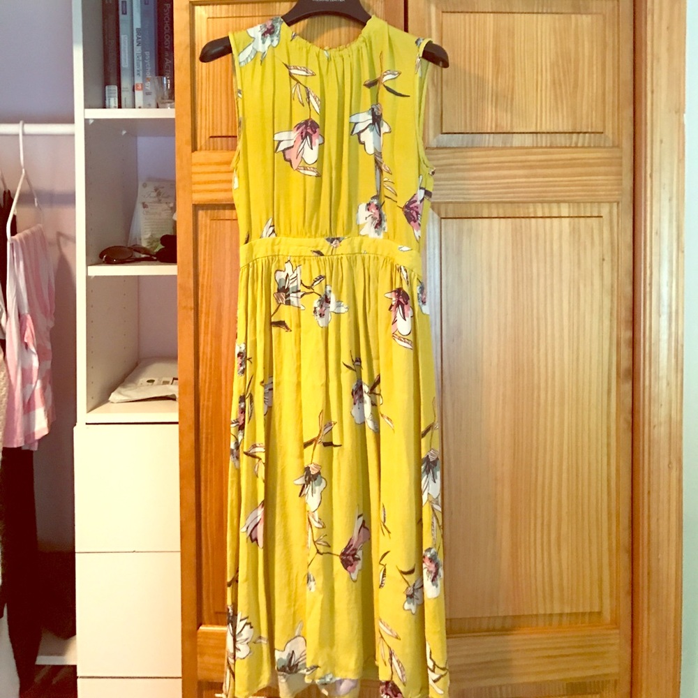 Floral Yellow Midi ZARA dress