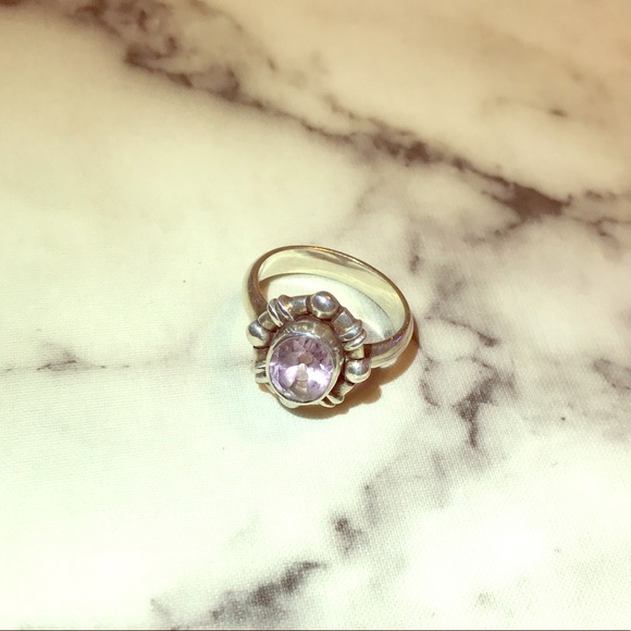 Silver Ring - Picture 3 of 5