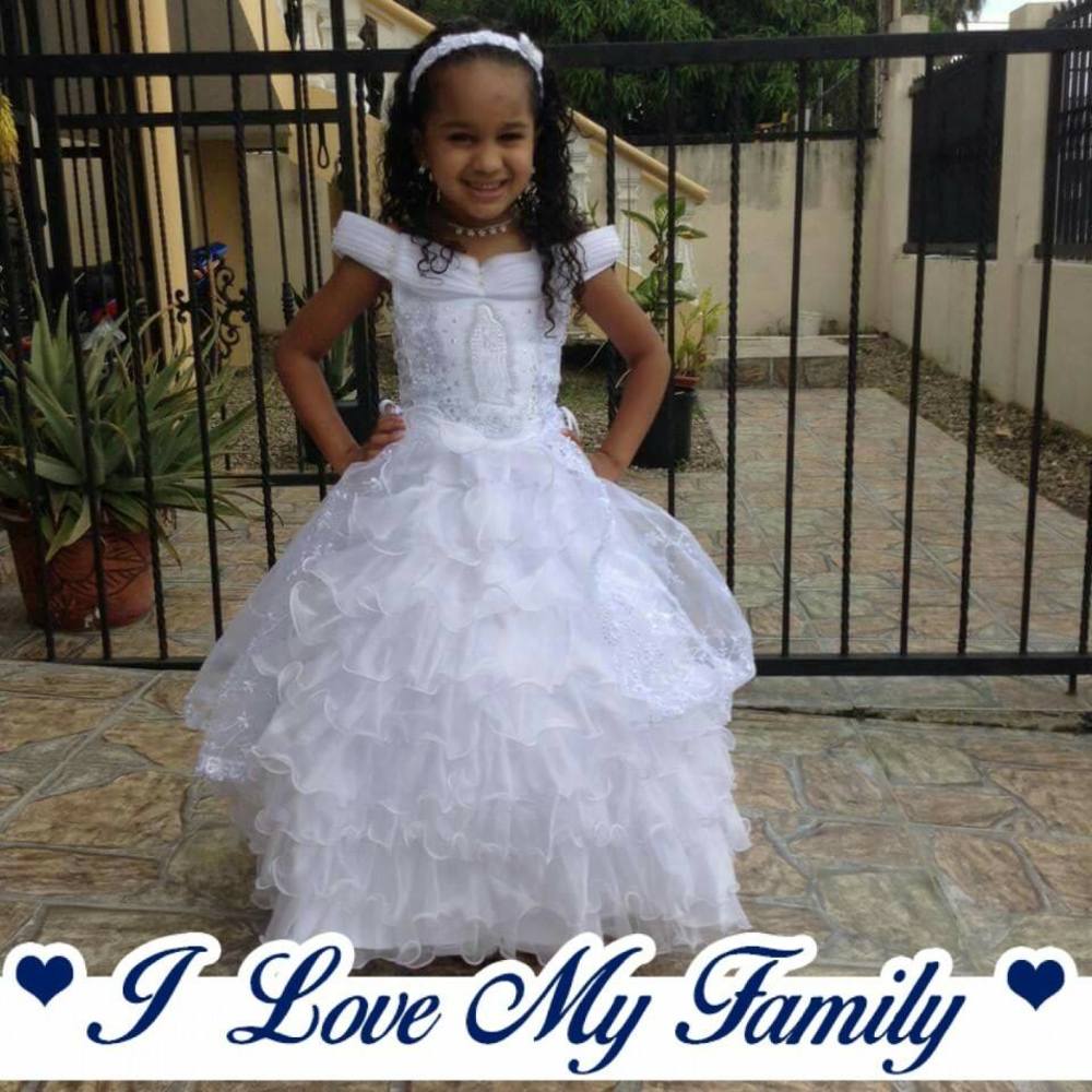 Meet your Posher, Elayne