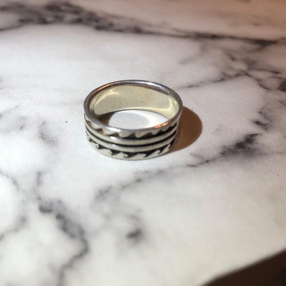 🌊 Ring - Picture 3 of 4