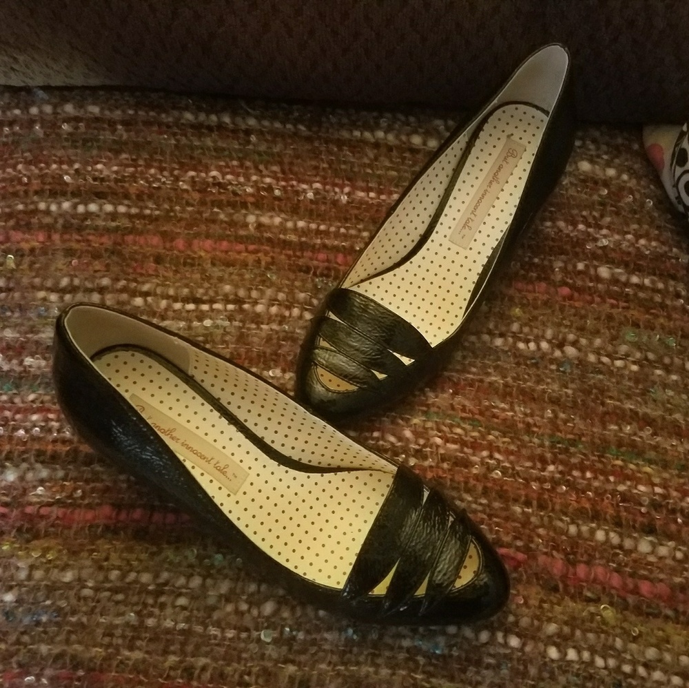 BAIT Patent Leather Retro Peep-Toe Heels
