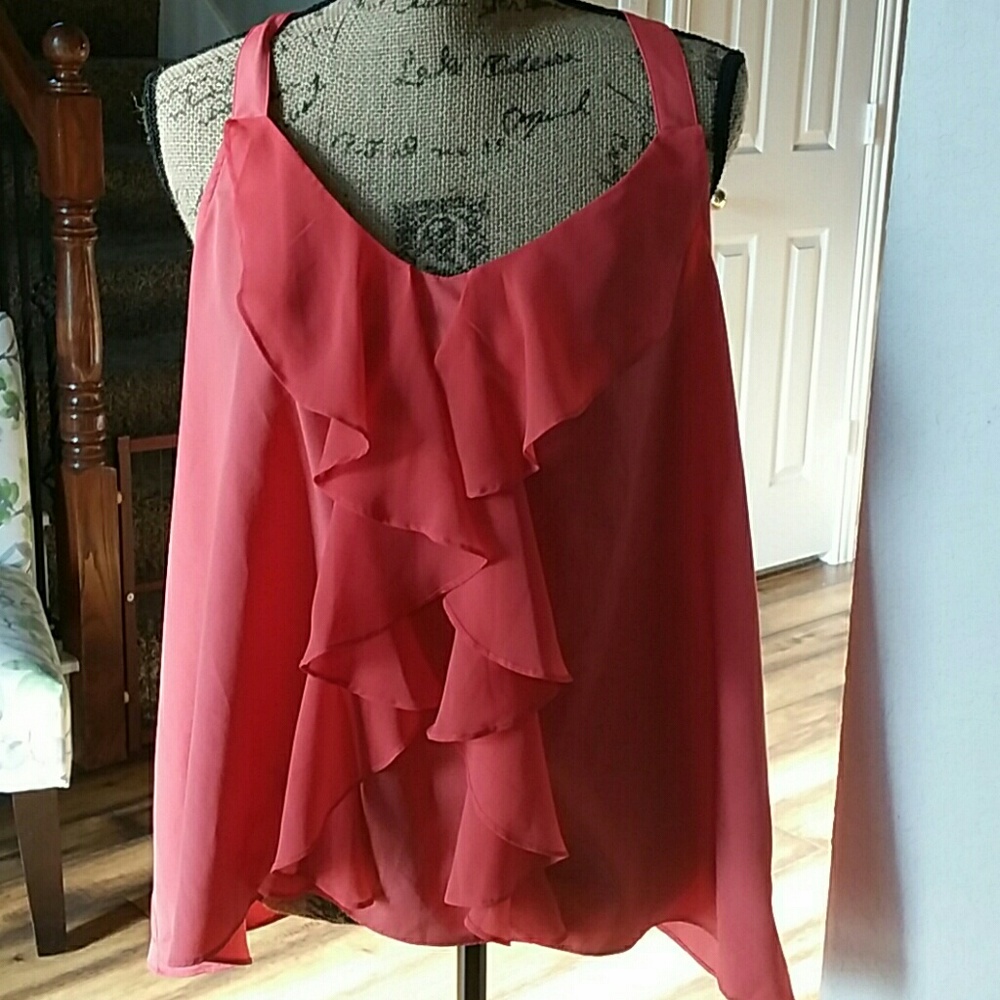 Ruffled tank top