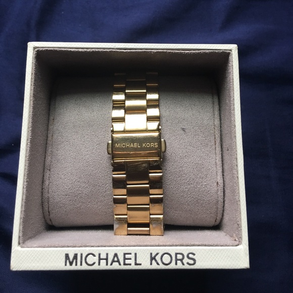 Watch - Picture 3 of 4