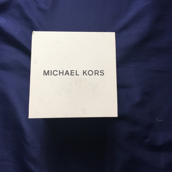 Watch - Picture 4 of 4