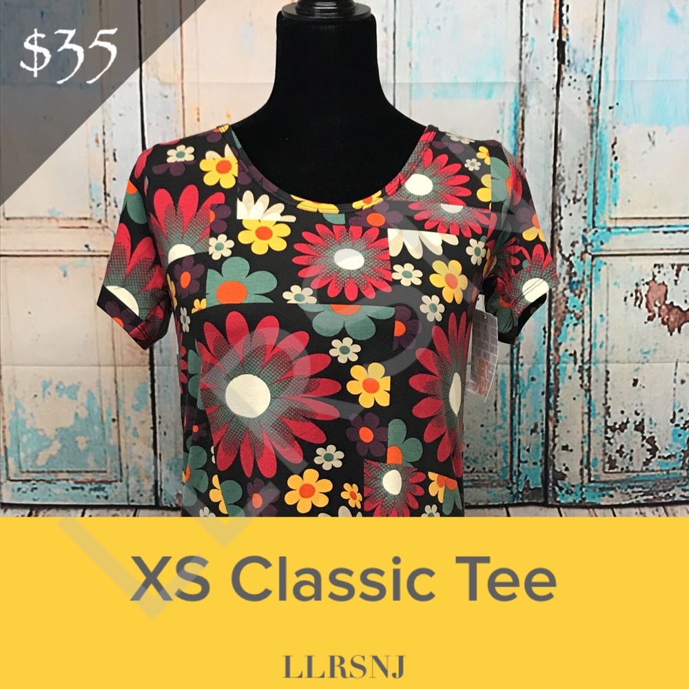 XS LuLaRoe Classic T