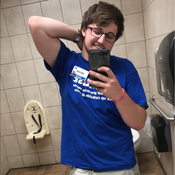 Meet your Posher, Adam - Picture 1 of 1