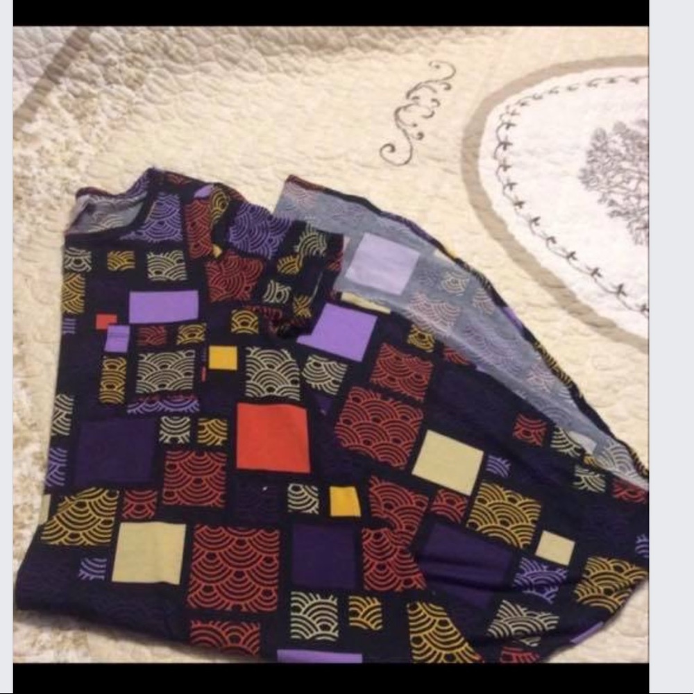 Lularoe Carly size small