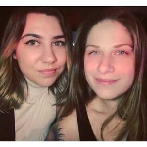 Meet your Posher, Caitlin