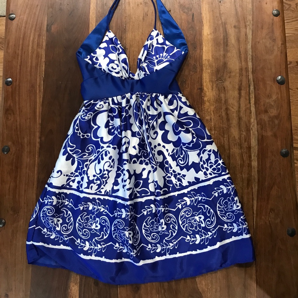 Jessica McClintock blue & white dress (w/ pockets)