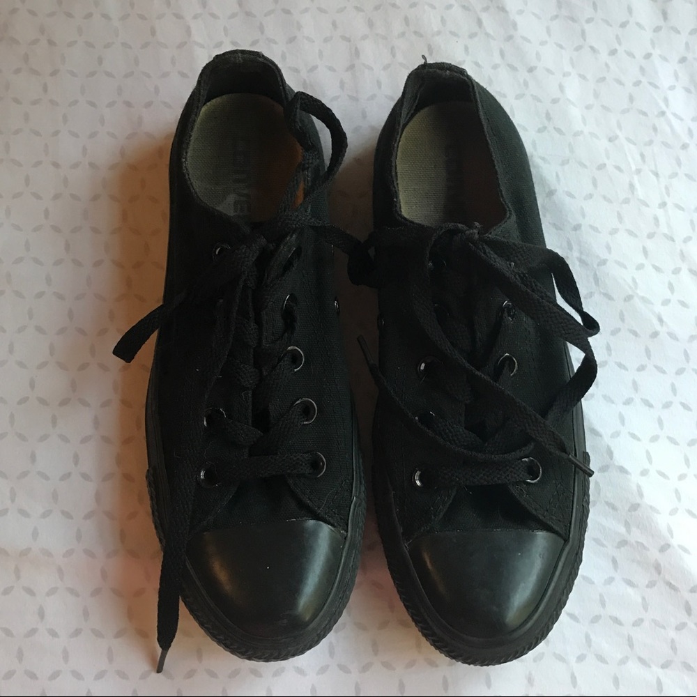 Black All Star Converse