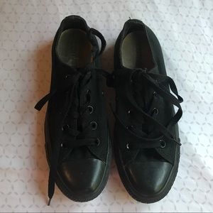 Black All Star Converse