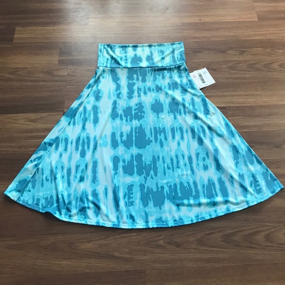 LuLaRoe Dresses & Skirts - LulaRoe Azure Skirt NWT
