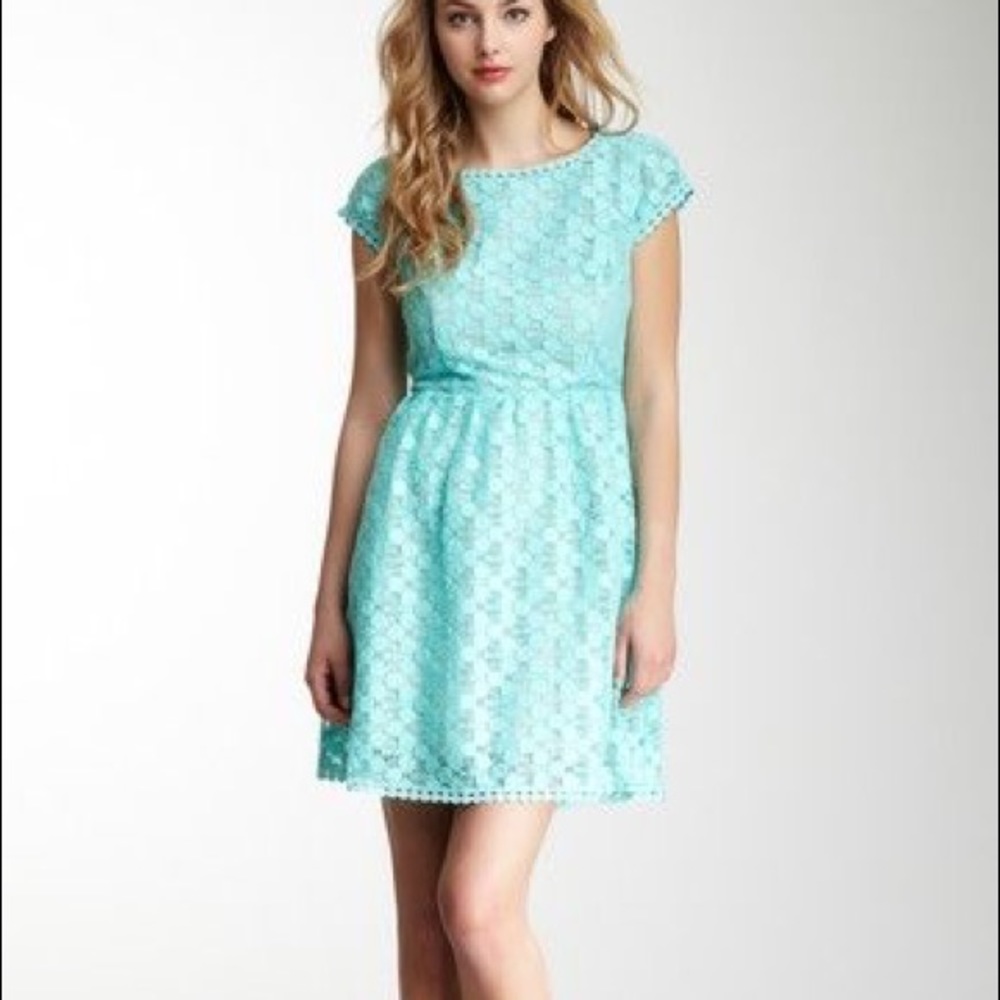 📌CLEARANCE  Lace Blue Dress 👗