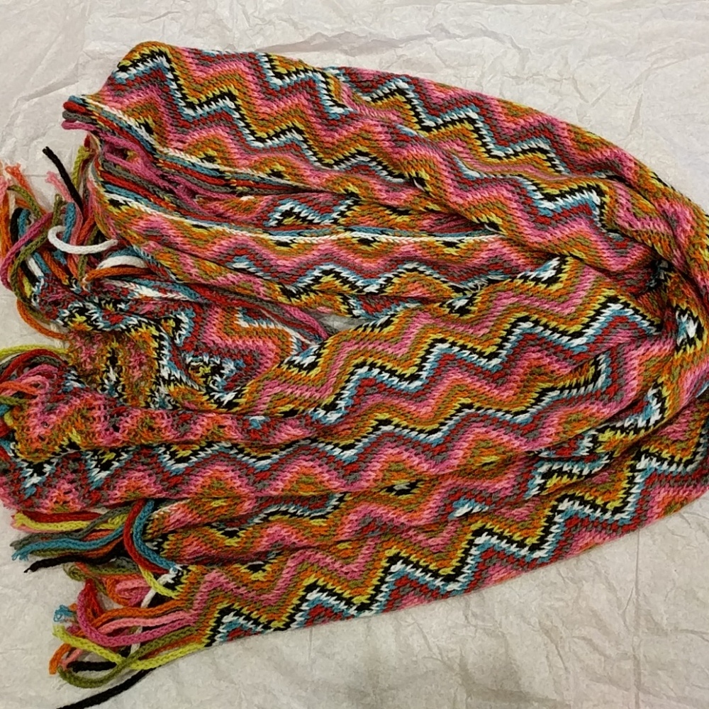 Multicolored scarf