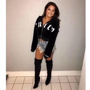 Meet your Posher, Jenna