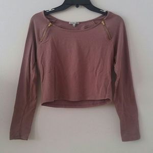Long sleeve crop top