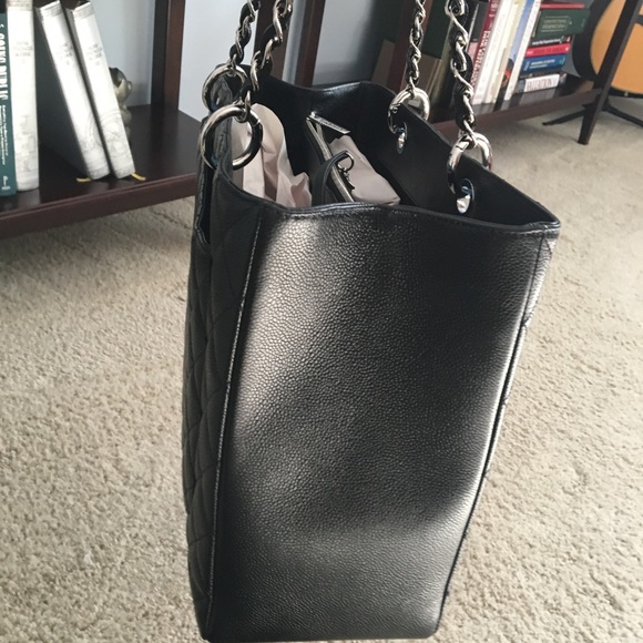 Chanel Large Shopping- 30CM - Picture 5 of 8