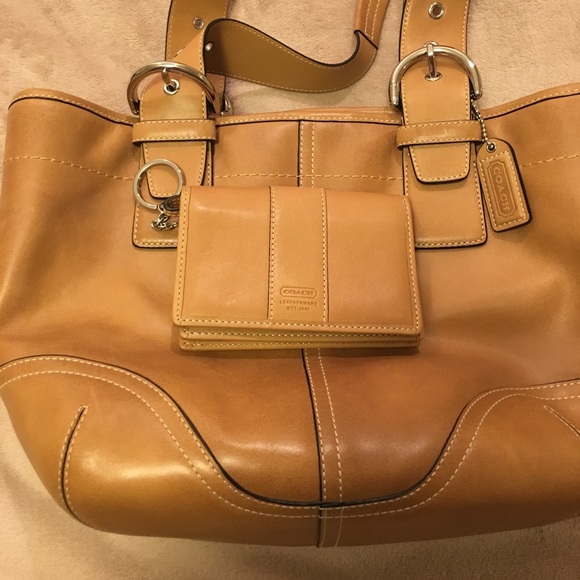 💯Coach Tan Leather Satchel &a Wallet - Picture 4 of 7