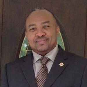 Meet your Posher, Elton