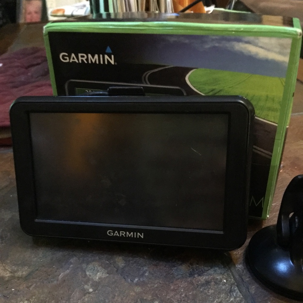 Garmin gps....(((((((SOLD))))))