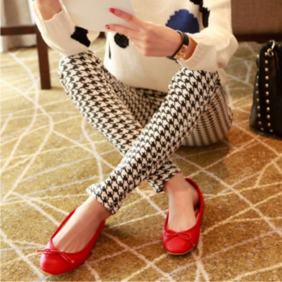 Sexy Houndstooth Leggings - Picture 4 of 4