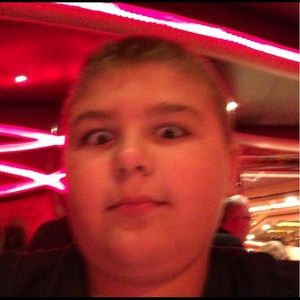 Meet your Posher, Evan