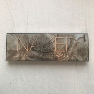Urban Decay Naked Smoky Palette