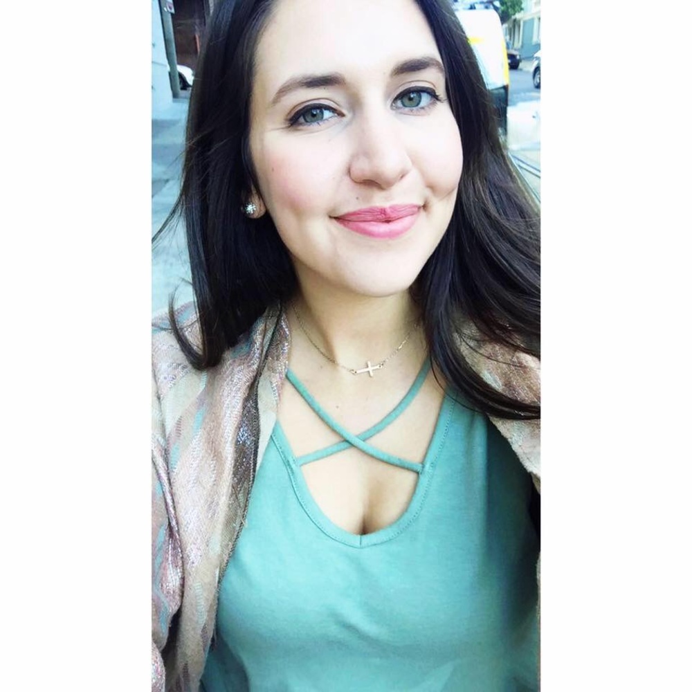 Meet your Posher, Stephanie