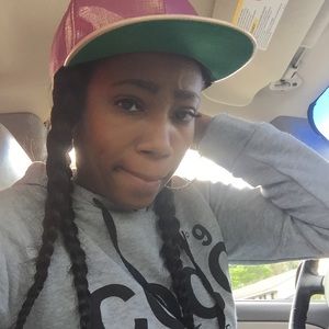 Meet your Posher, Shaquandra