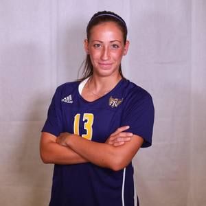 Meet your Posher, Nóra