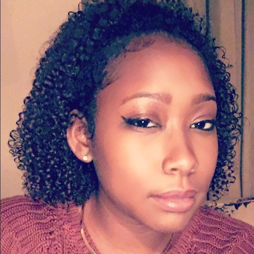 Meet your Posher, Brianna