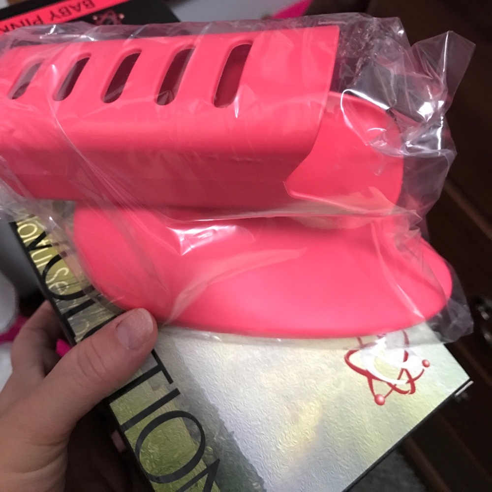 Flat iron/curling holder