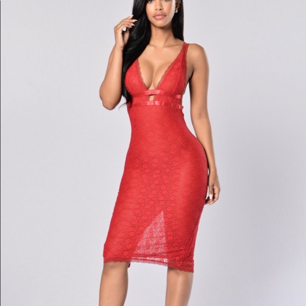 Fashion Nova Get Lost With Me Dress Red Small